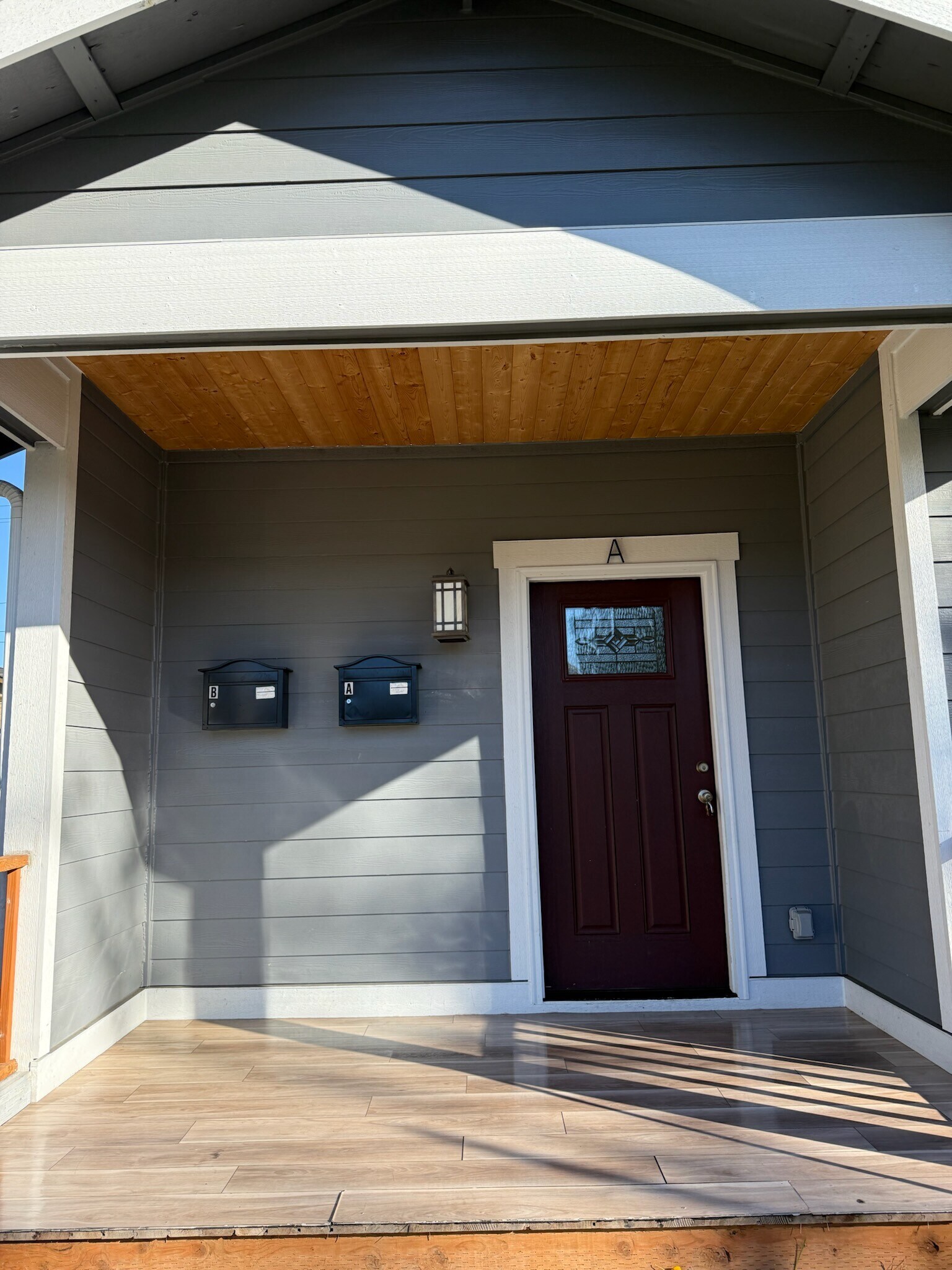 Building Photo - 5209 S Pine St