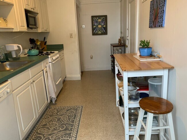 Building Photo - 19 Melvin Ave