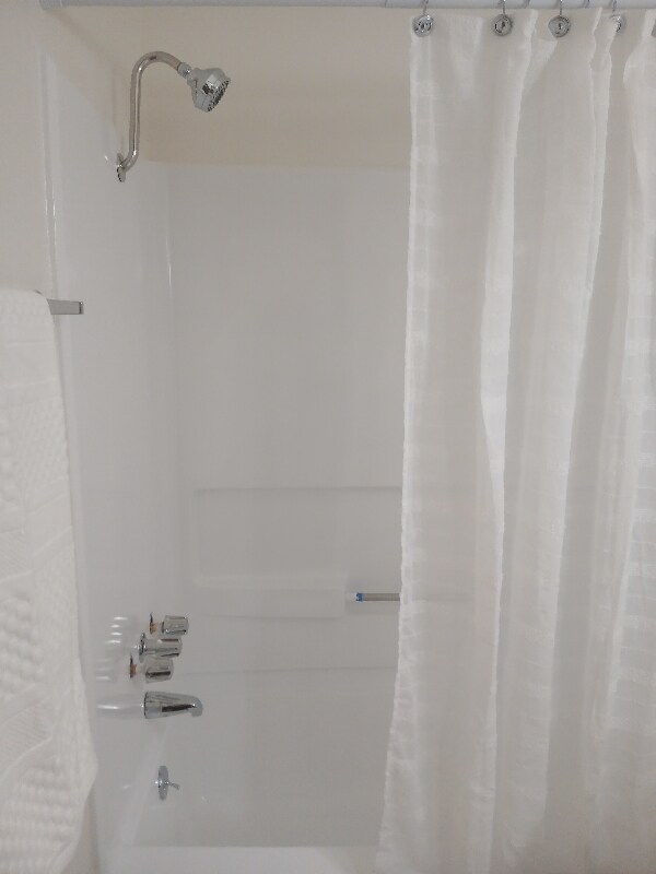 Building Photo - 27311 Camp Plenty Rd