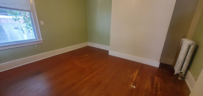 Building Photo - 1015 High St