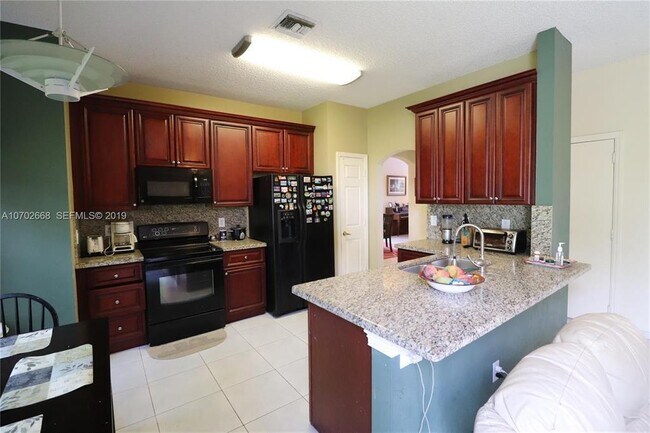 Building Photo - 16241 Opal Creek Dr