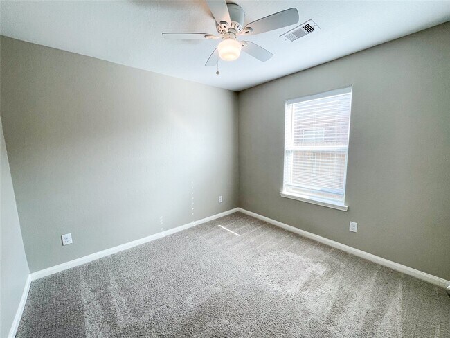 Building Photo - 2310 Nautica Terrace