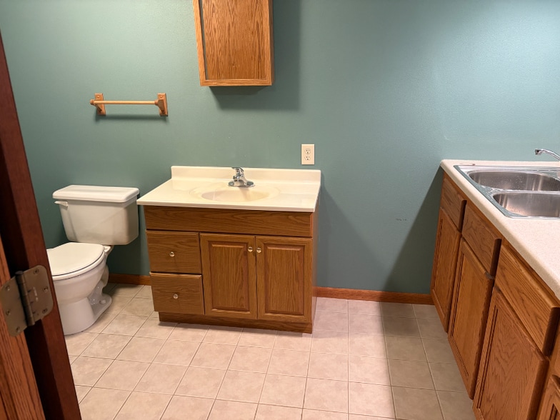 Building Photo - 2120 Walker Rd