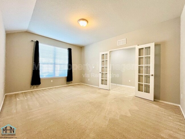 Building Photo - 12852 Laurel Brush