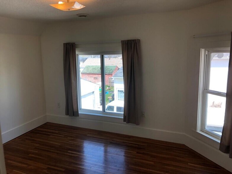 Building Photo - 234 E McKinley St