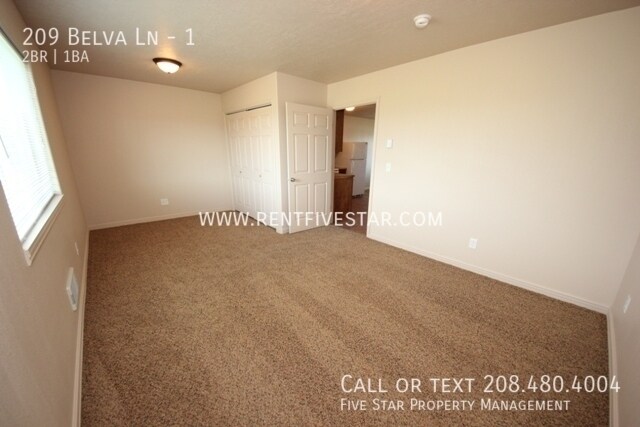 Building Photo - 209 Belva Ln