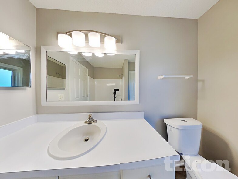 Building Photo - 5199 Derby Forest Ln