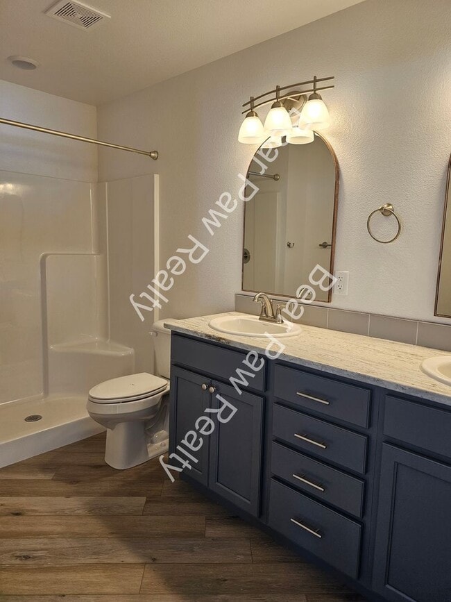 Building Photo - 901 Sonata Lane