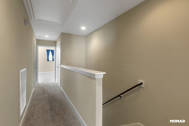 Building Photo - Stylish 3BR gated Townhome in Houston