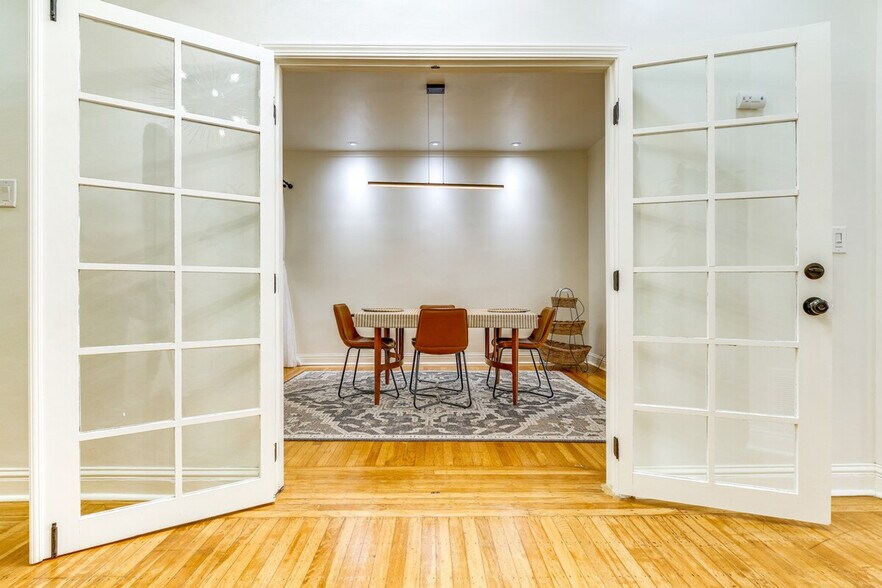 Building Photo - 3232 Divisadero St