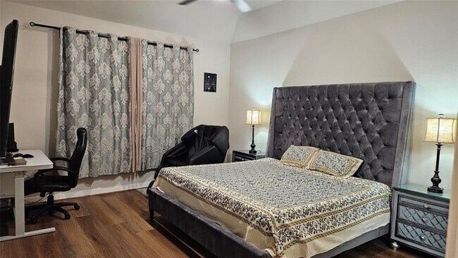 Building Photo - 18218 Bluebird Br Ln