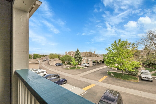 Building Photo - 8475 Pebble Creek Way