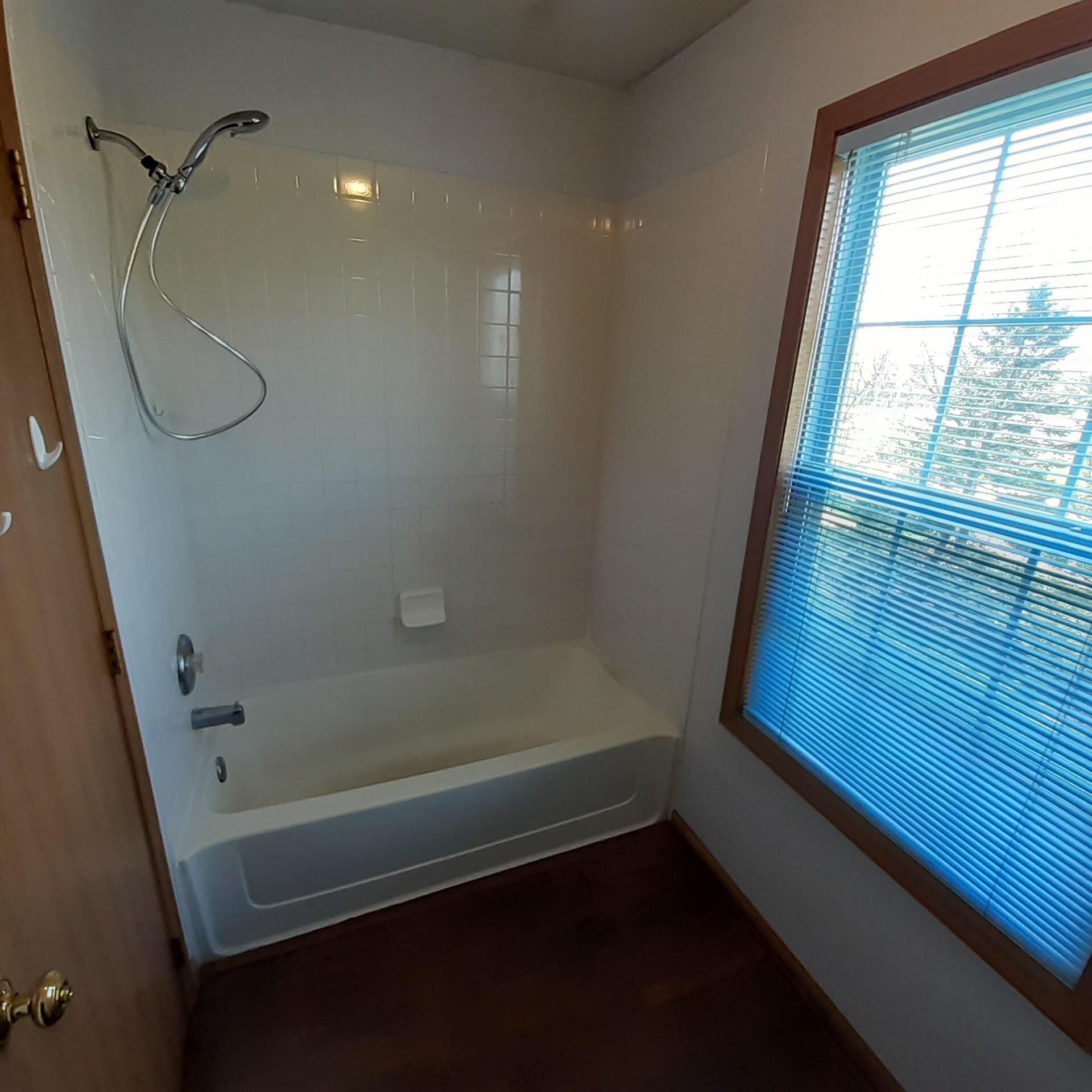 Building Photo - 156 Castlewood Ct