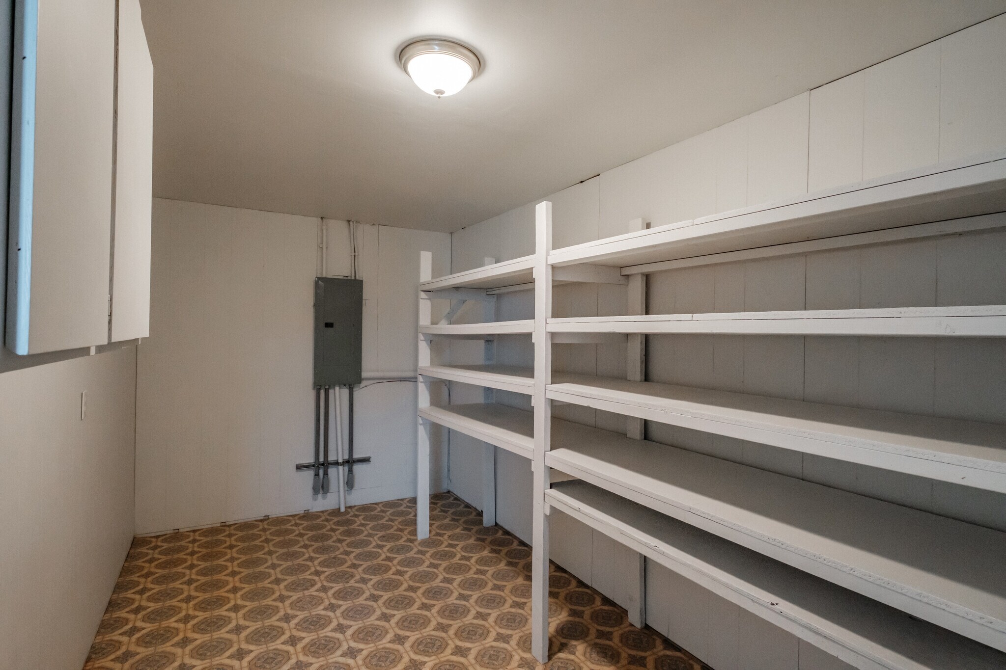 pantry/storage - 14607 Dominic Rd NE