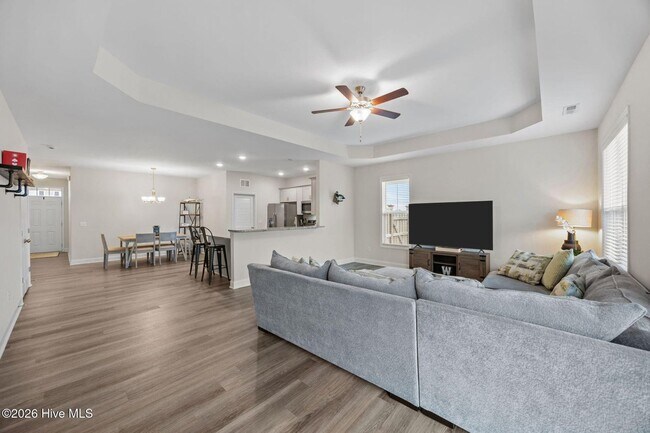 Building Photo - 3 Bed 2 Bath Unfurnished Single Family Home