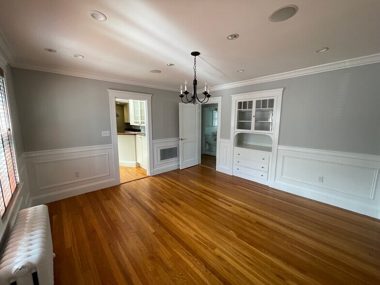 dining room - 36 Gerald Rd