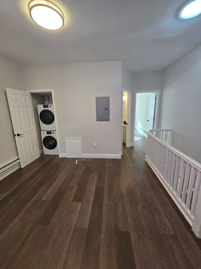 Building Photo - 4645 N 13th St