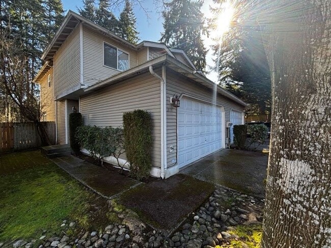 Building Photo - Lovely 3 Bedroom Home for Rent in Everett
