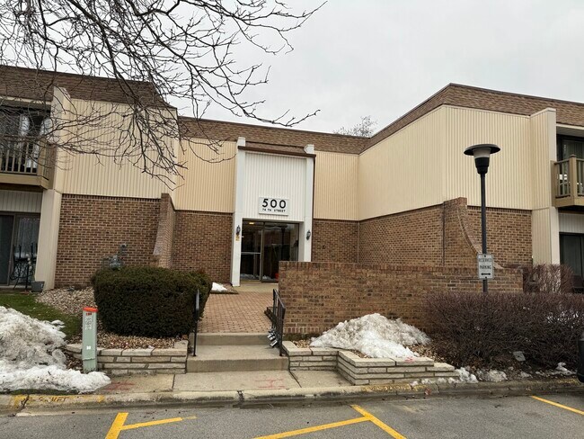 Primary Photo - 500 74th St