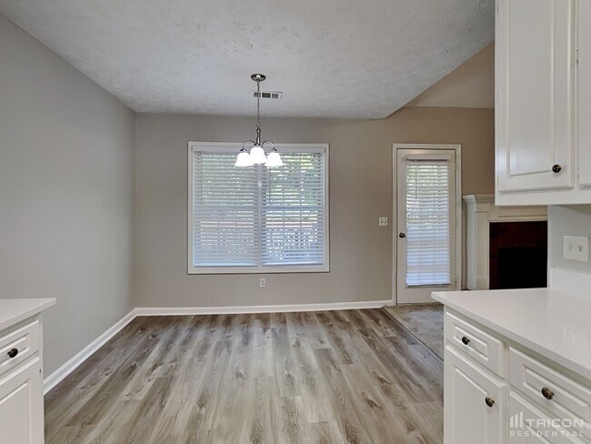 Building Photo - 281 Oak Vista Court Lawrenceville GA