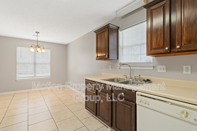 Building Photo - 202 Norman Ln