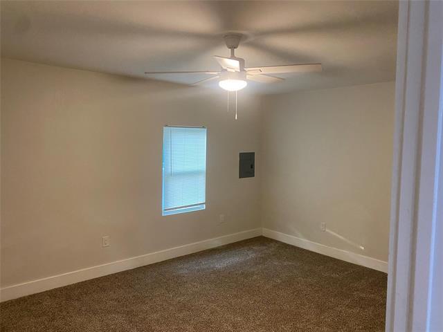 Building Photo - 2307 Lea Crest Dr