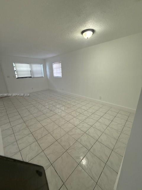 Building Photo - 2131 NW 26th Ave