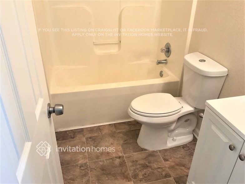 Building Photo - 4410 Ravenwood Dr