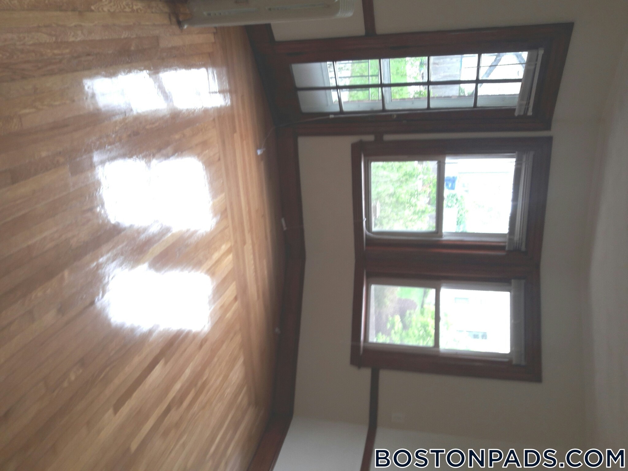 Building Photo - 163 Summer St