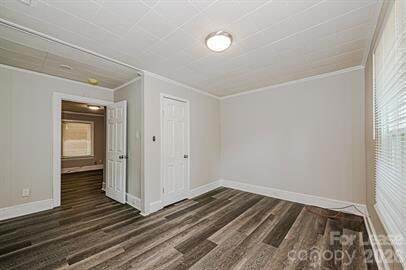 Building Photo - 1807 Erie St