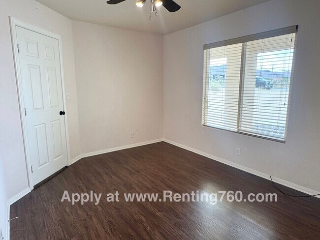 Building Photo - Rare and Spacious 4 Bedroom Indian Cove Home with Solar Panels!