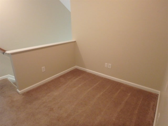 Building Photo - 216 Haywood Ln