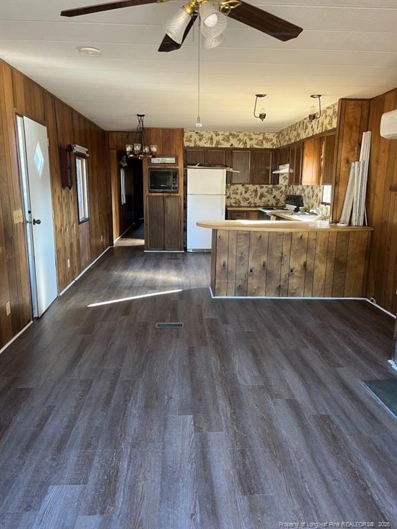 Building Photo - 224 Americus Dr