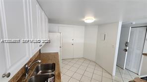 Building Photo - 1351 NE Miami Gardens Dr