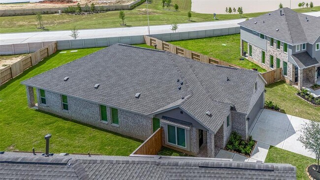 Building Photo - 6743 Iron Clover Dr