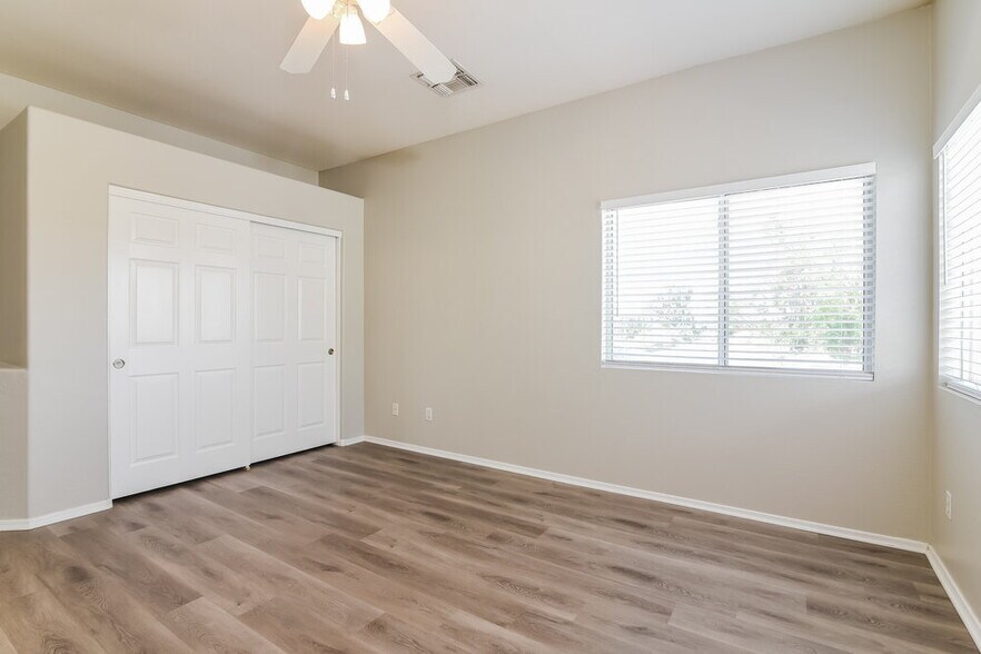 Building Photo - 3796 E Leah Ln