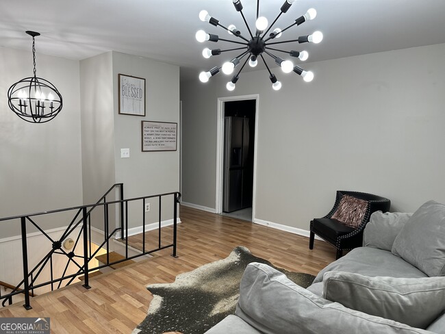 Building Photo - 1613 Apple Valley Dr