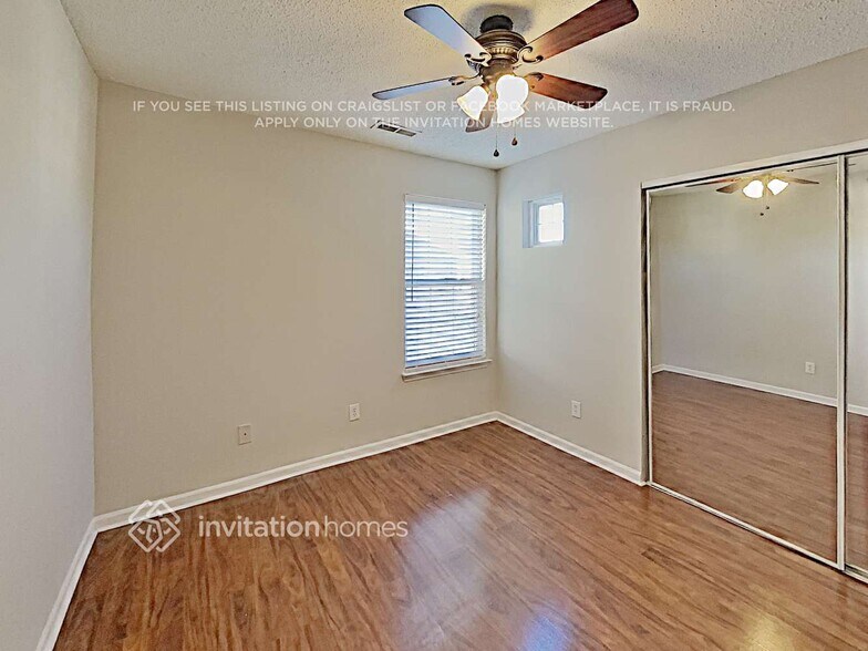 Building Photo - 3016 Teton Dr