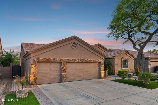 Building Photo - 4629 E Red Bird Rd