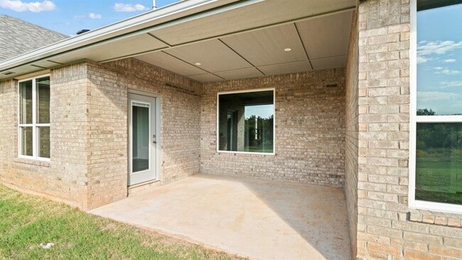 Building Photo - 17859 Salem Rd