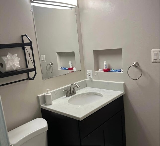 Bathroom - 25210 Tralee Ct