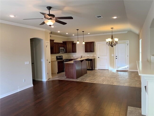 Building Photo - 3072 N Autumn Rose Ave
