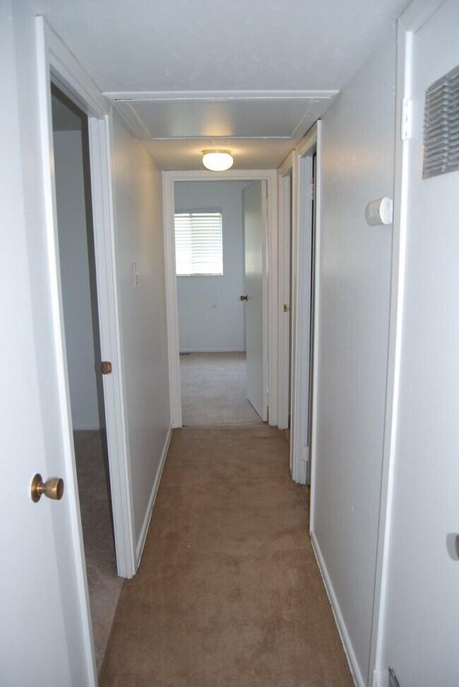 Building Photo - 7712 Colony-