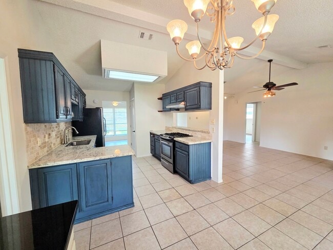 Building Photo - 3218 Glade Springs Dr