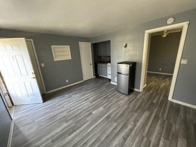 Building Photo - 1110 17th Ave