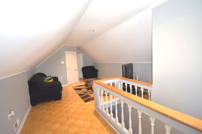 Building Photo - 3855 N Nora Ave