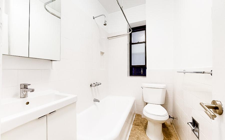 Building Photo - Payson Avenue