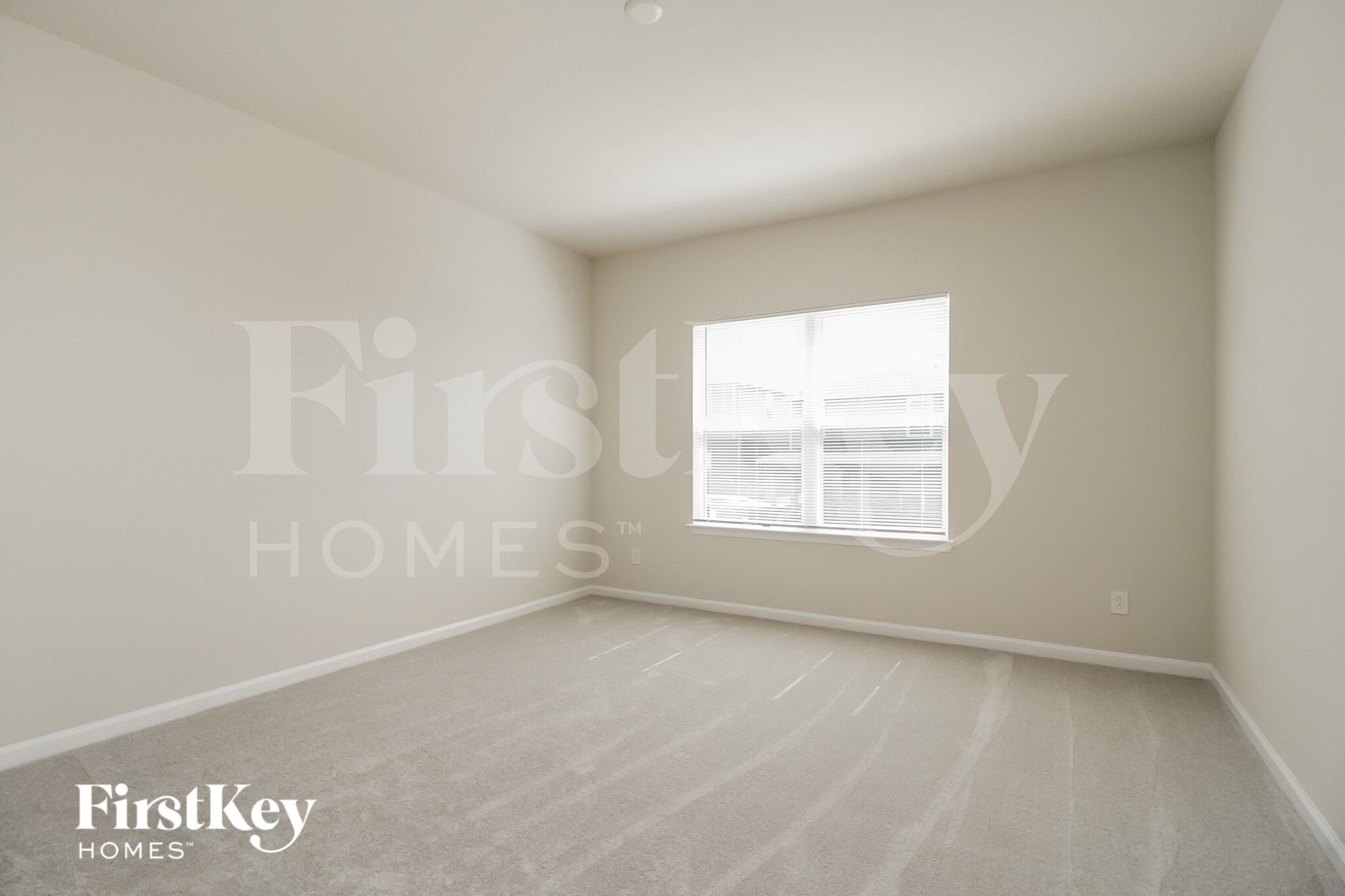 Building Photo - 3058 Hill Point St