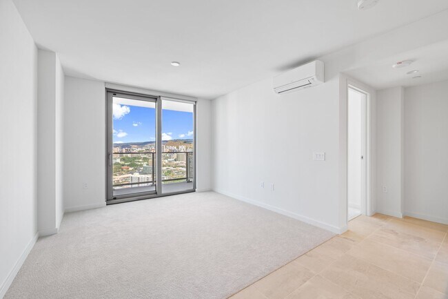 Building Photo - 2323