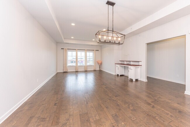 Building Photo - 5518 Arbor Chase Dr